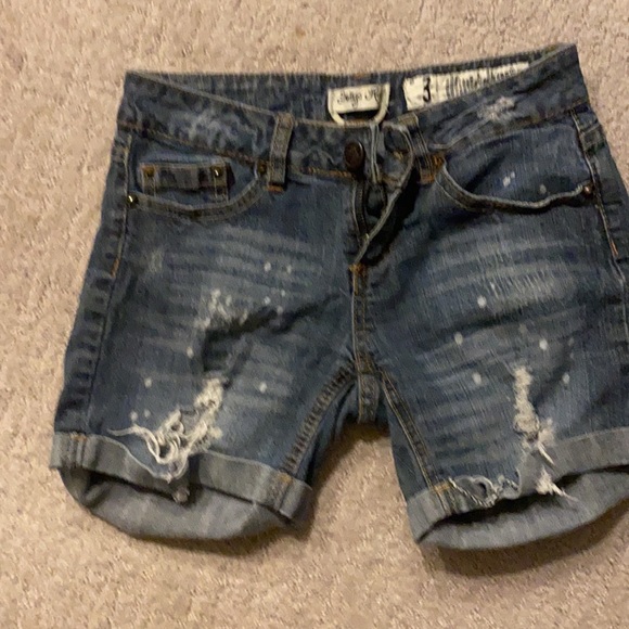 Thigh length jeans by Indigo Rein distressed Shorts junior womens size 3 / S XS - Picture 5 of 11